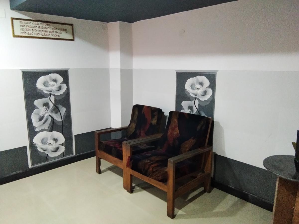 Hotel Sanman Lodge Шимога Екстериор снимка