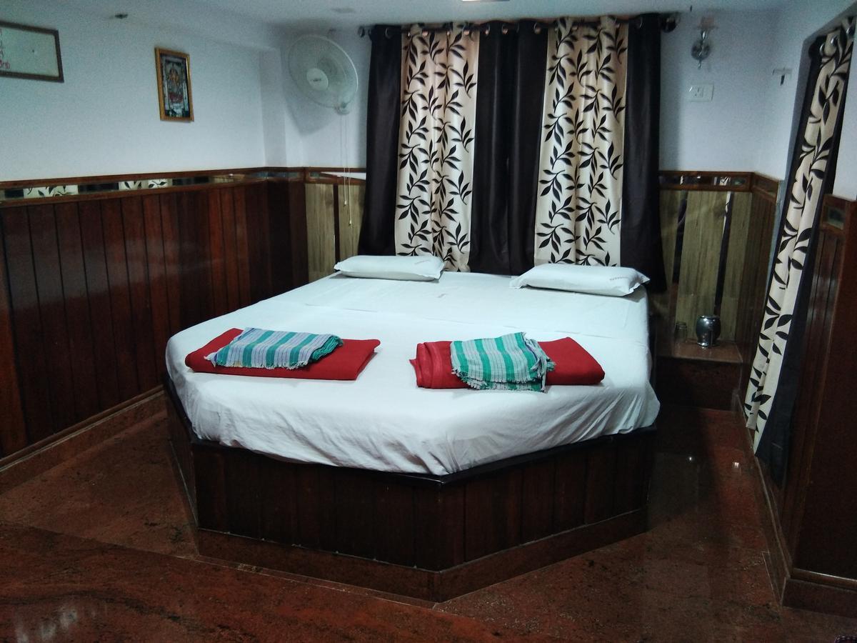 Hotel Sanman Lodge Шимога Екстериор снимка